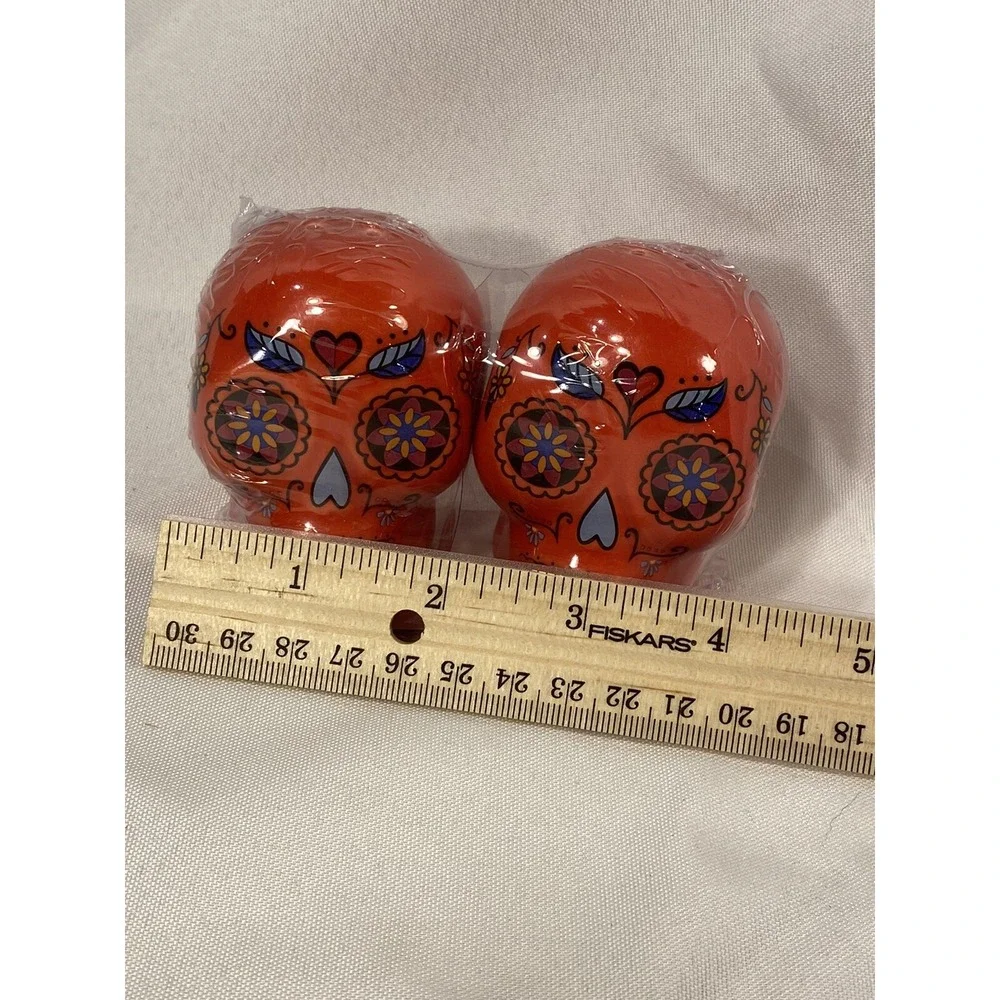 NEW red‎ sugar skull salt & pepper shakers